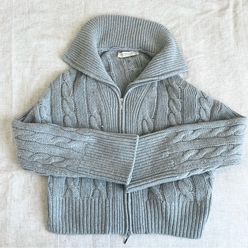 Abercrombie & fitch merino wool Cozy Cable Knit Zip-Up Sweater